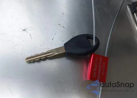 2001 Nissan Frontier Se-V6 from USA, damaged, VIN 1N6ED27Y81C317264